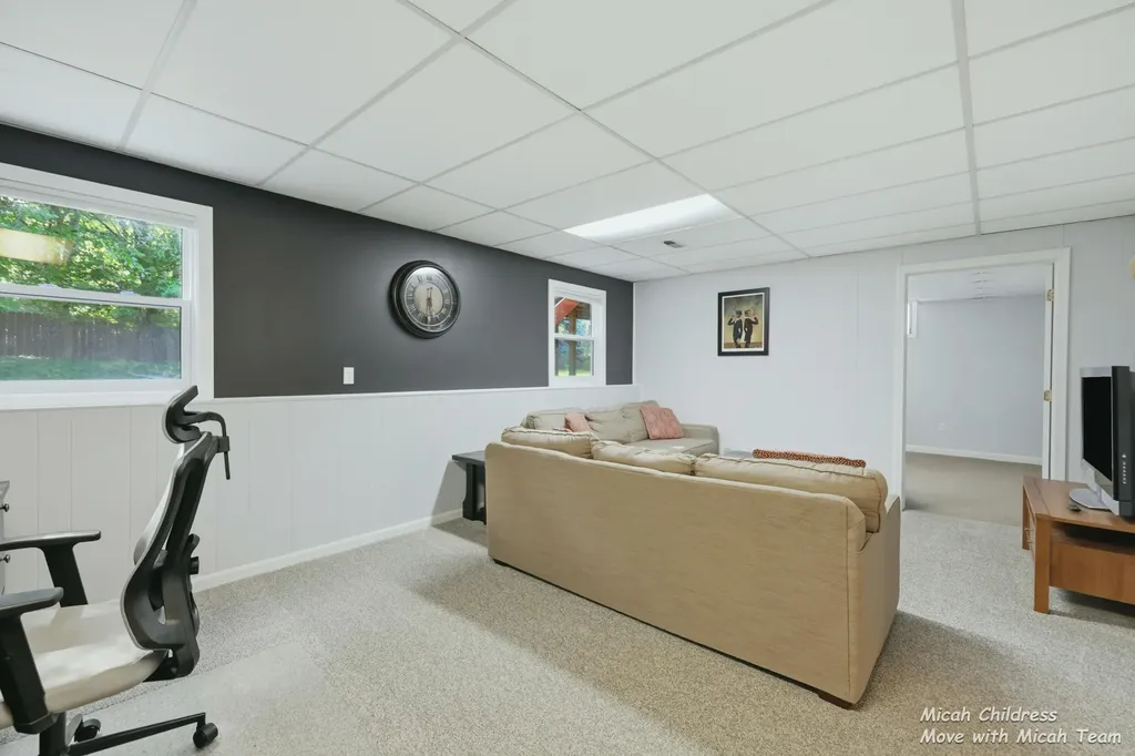 4012 Mohawk Avenue SW Grandville City MI 49418