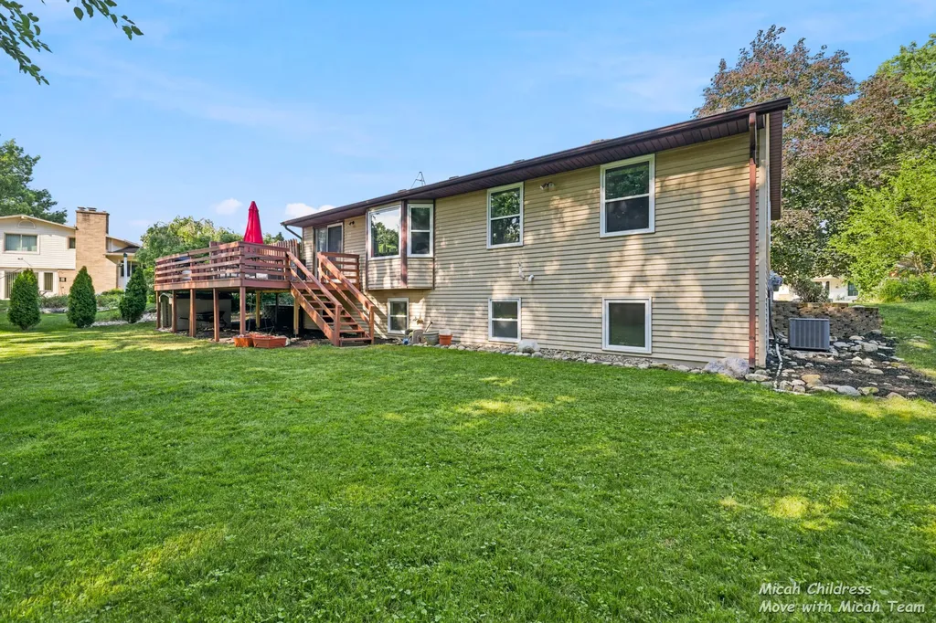 4012 Mohawk Avenue SW Grandville City MI 49418