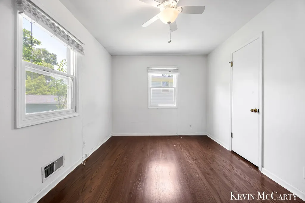 2722 Vassar Drive SE Grand Rapids City MI 49506