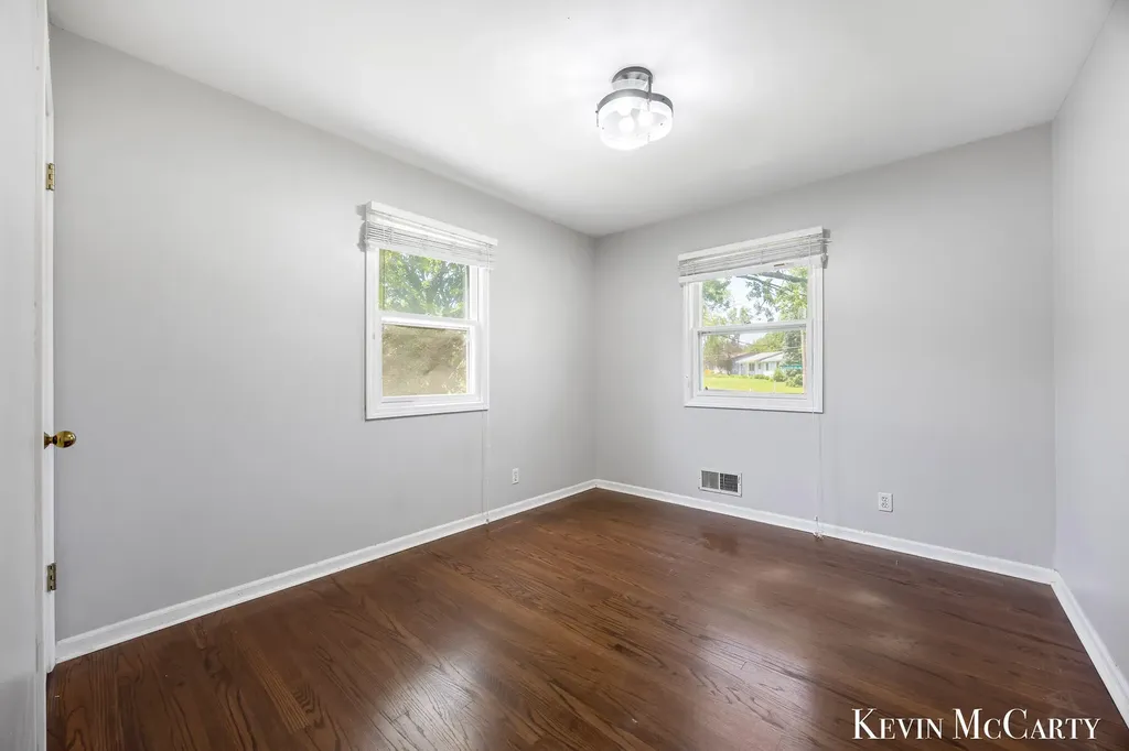 2722 Vassar Drive SE Grand Rapids City MI 49506