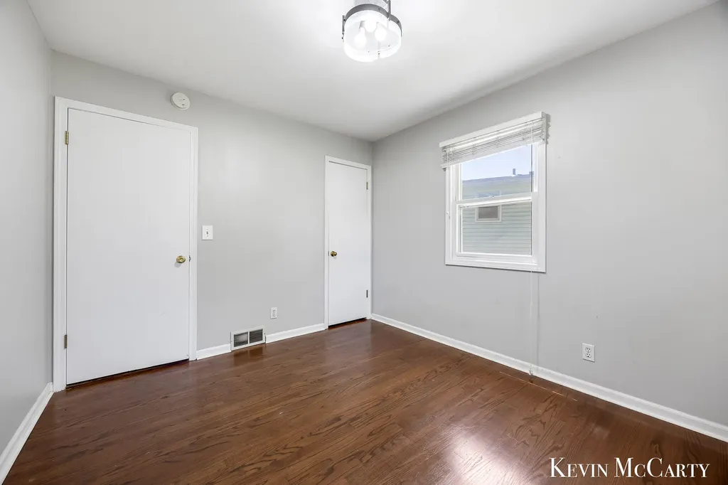 2722 Vassar Drive SE Grand Rapids City MI 49506