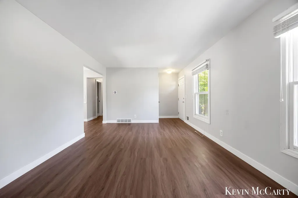 2722 Vassar Drive SE Grand Rapids City MI 49506