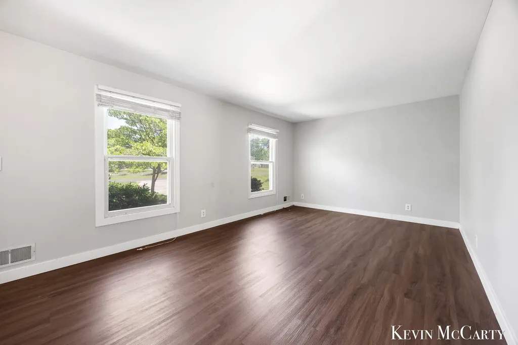 2722 Vassar Drive SE Grand Rapids City MI 49506