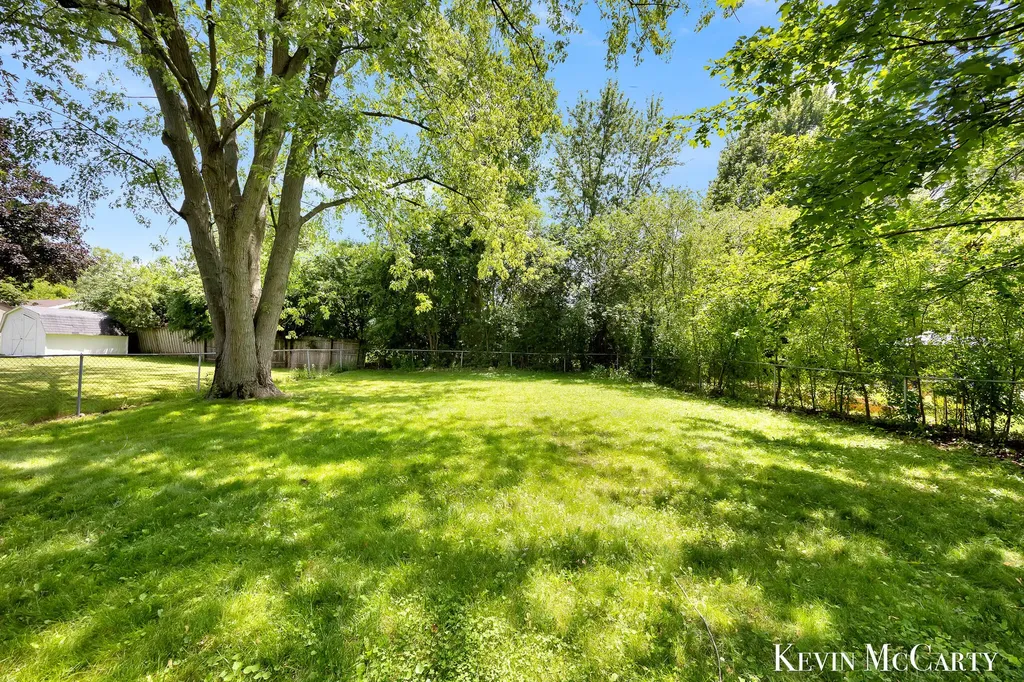 2722 Vassar Drive SE Grand Rapids City MI 49506