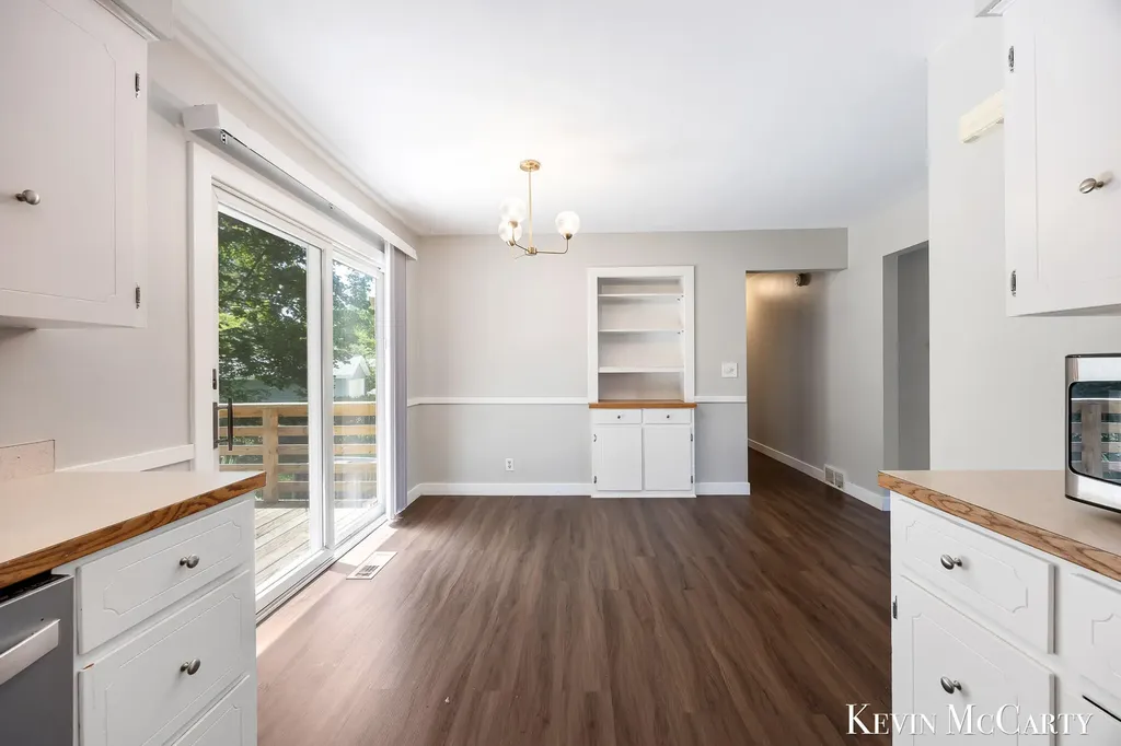 2722 Vassar Drive SE Grand Rapids City MI 49506