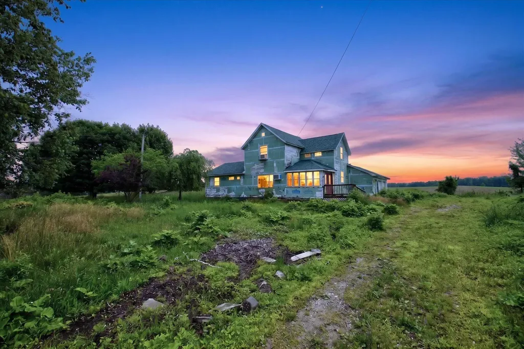 2429 W Huron Line Road Bingham Township MI 48475