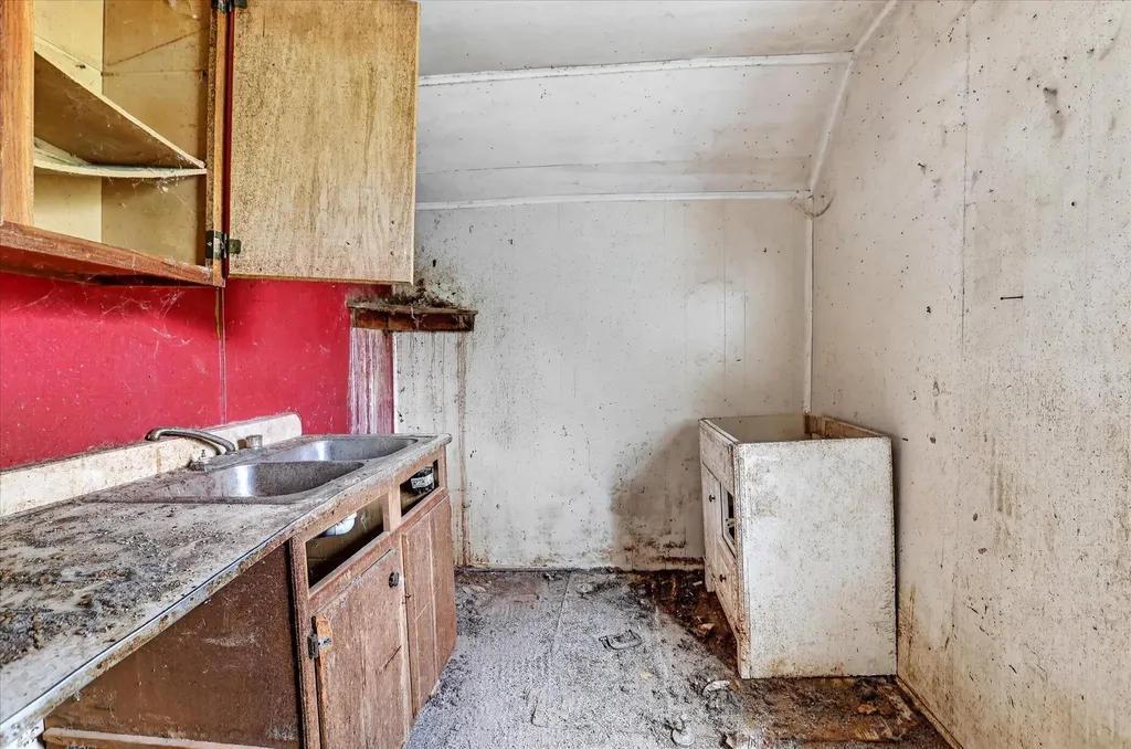 2429 W Huron Line Road Bingham Township MI 48475