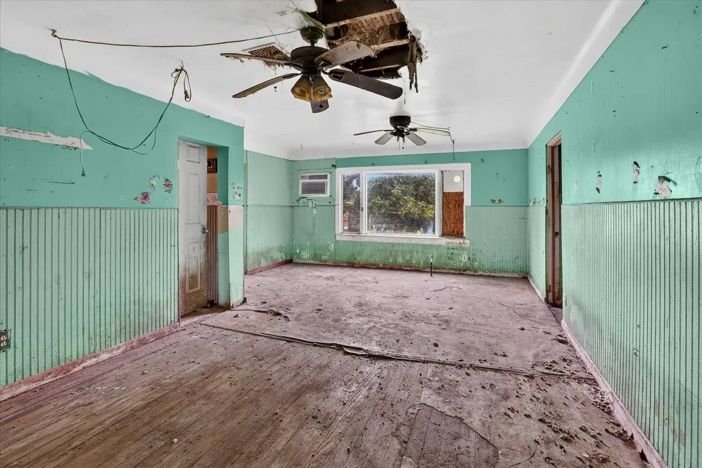 2429 W Huron Line Road Bingham Township MI 48475