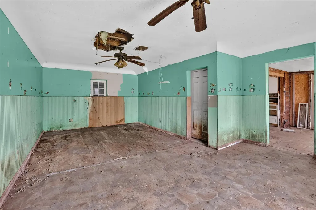2429 W Huron Line Road Bingham Township MI 48475