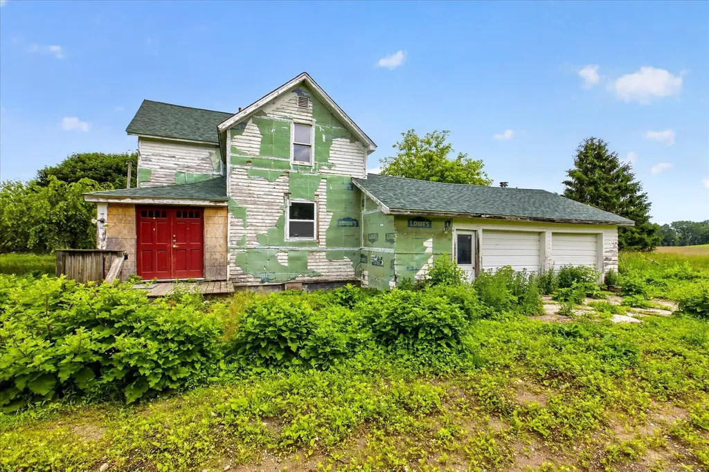 2429 W Huron Line Road Bingham Township MI 48475