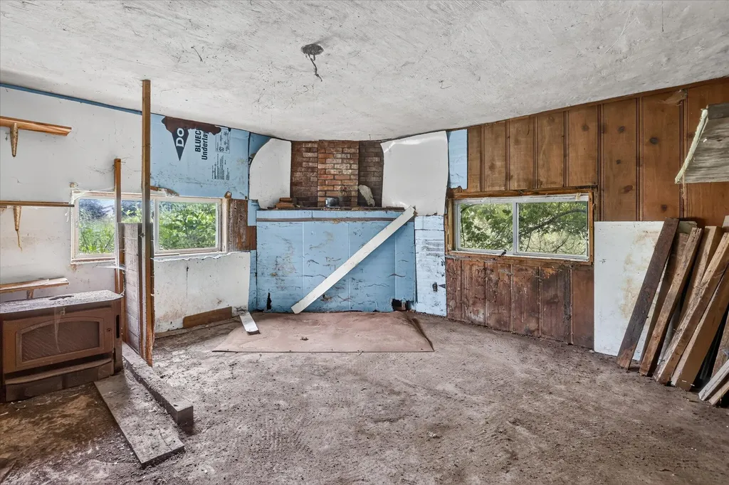 2429 W Huron Line Road Bingham Township MI 48475