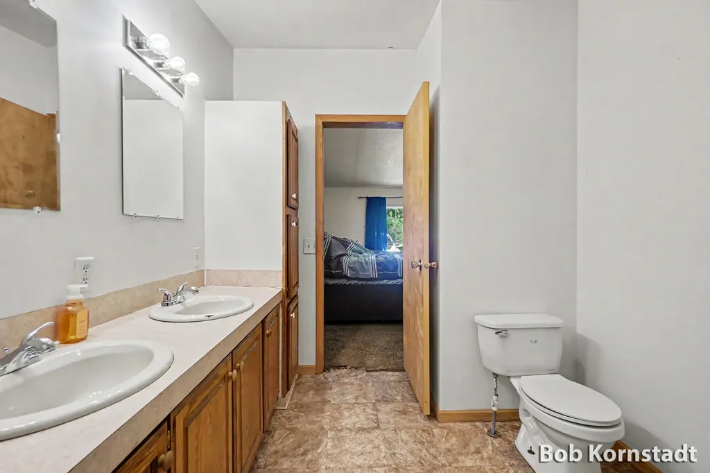 755 Cypress Street Unknown City MI 49329