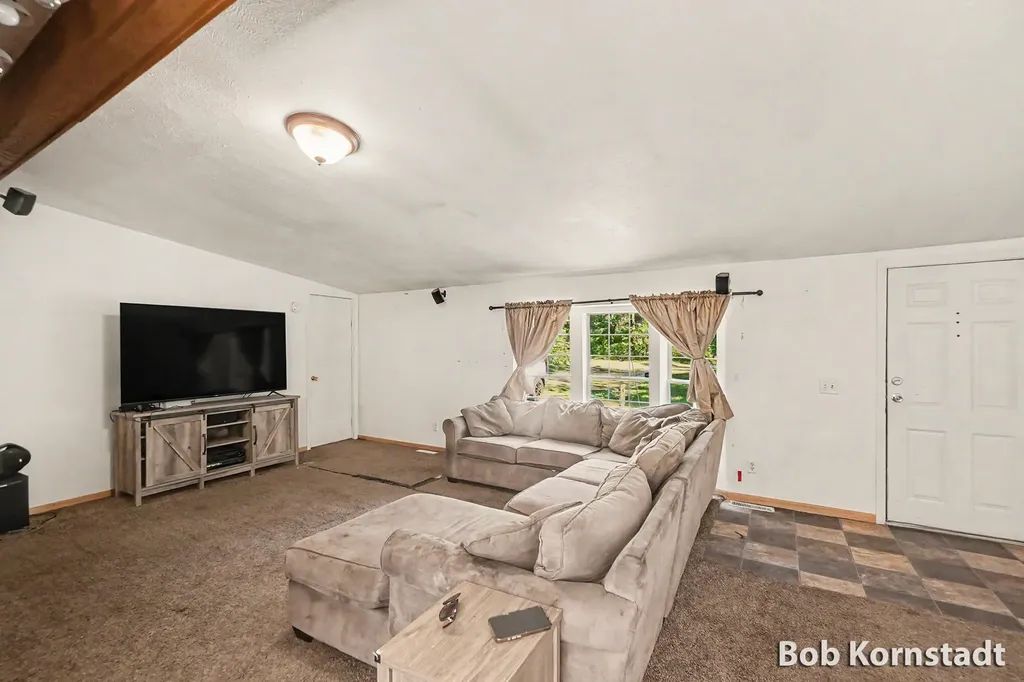 755 Cypress Street Unknown City MI 49329