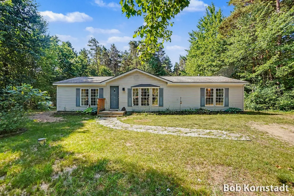 755 Cypress Street Unknown City MI 49329