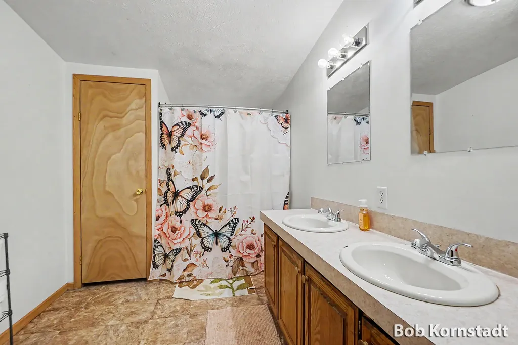 755 Cypress Street Unknown City MI 49329