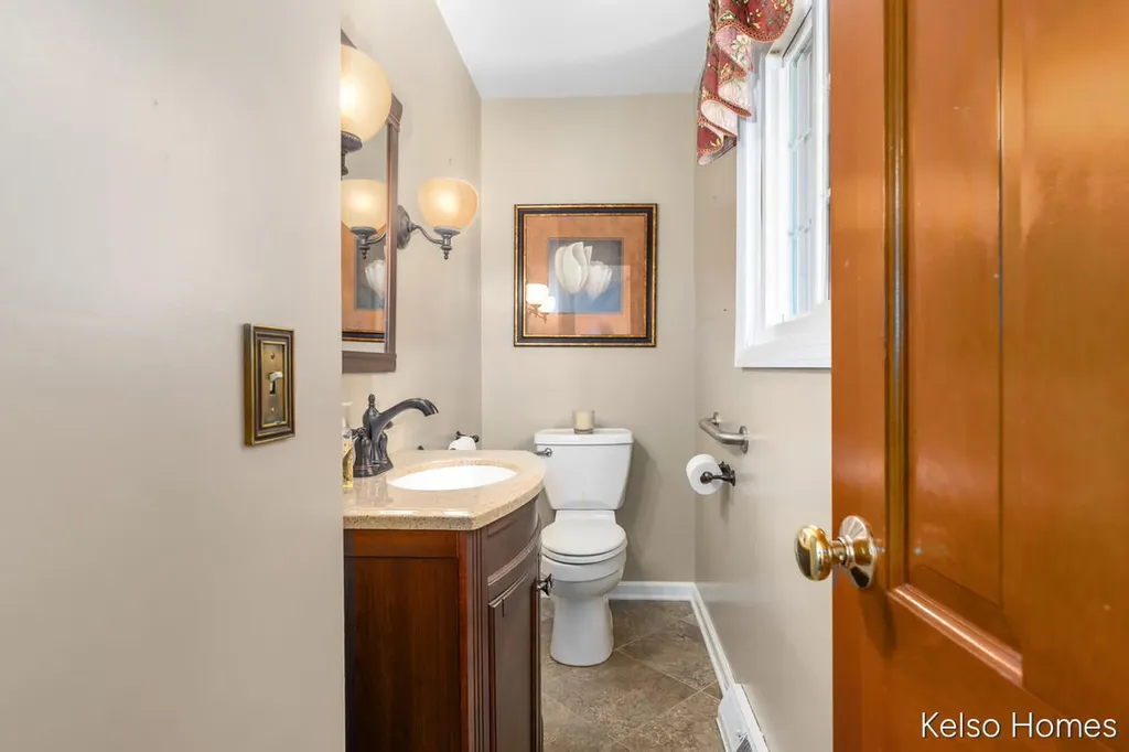 1641 Saginaw Road SE Grand Rapids City MI 49506