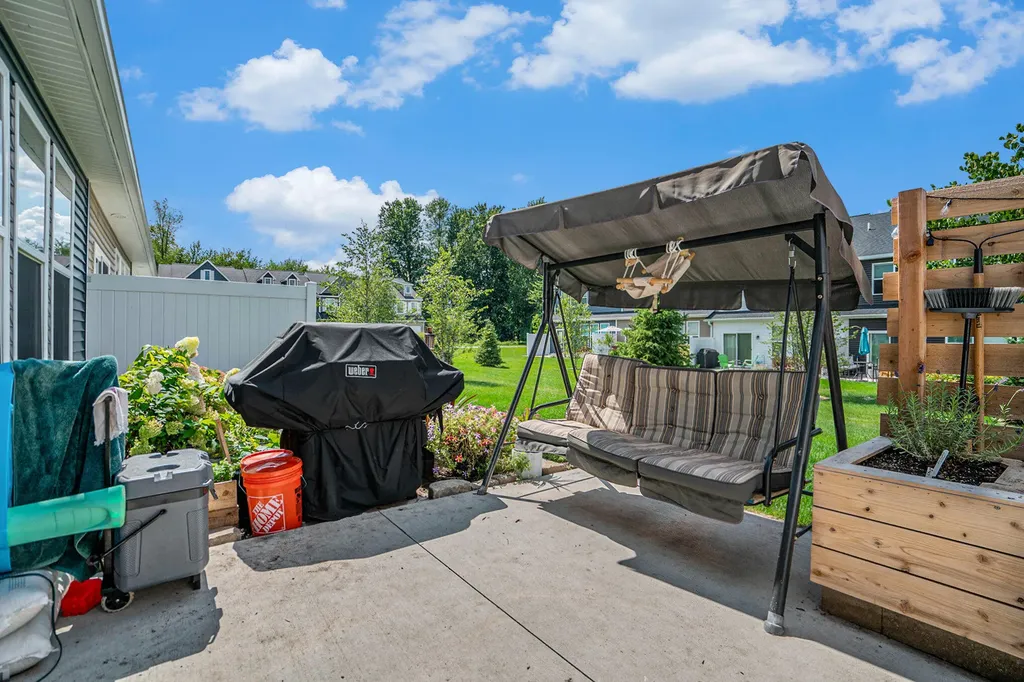 4811 Denali River Avenue SW Wyoming City MI 49418