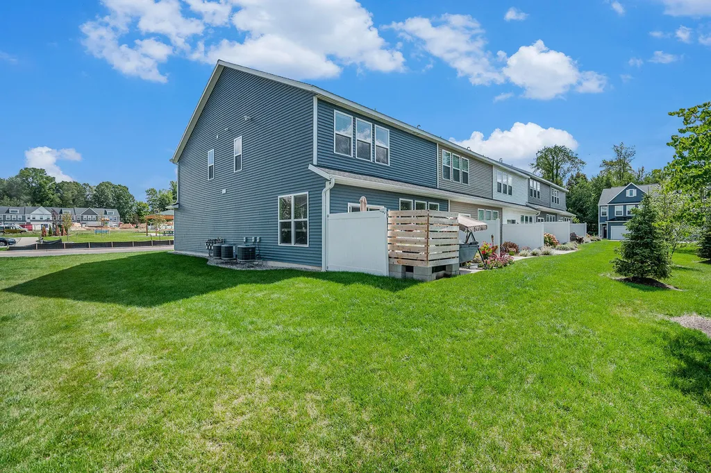 4811 Denali River Avenue SW Wyoming City MI 49418