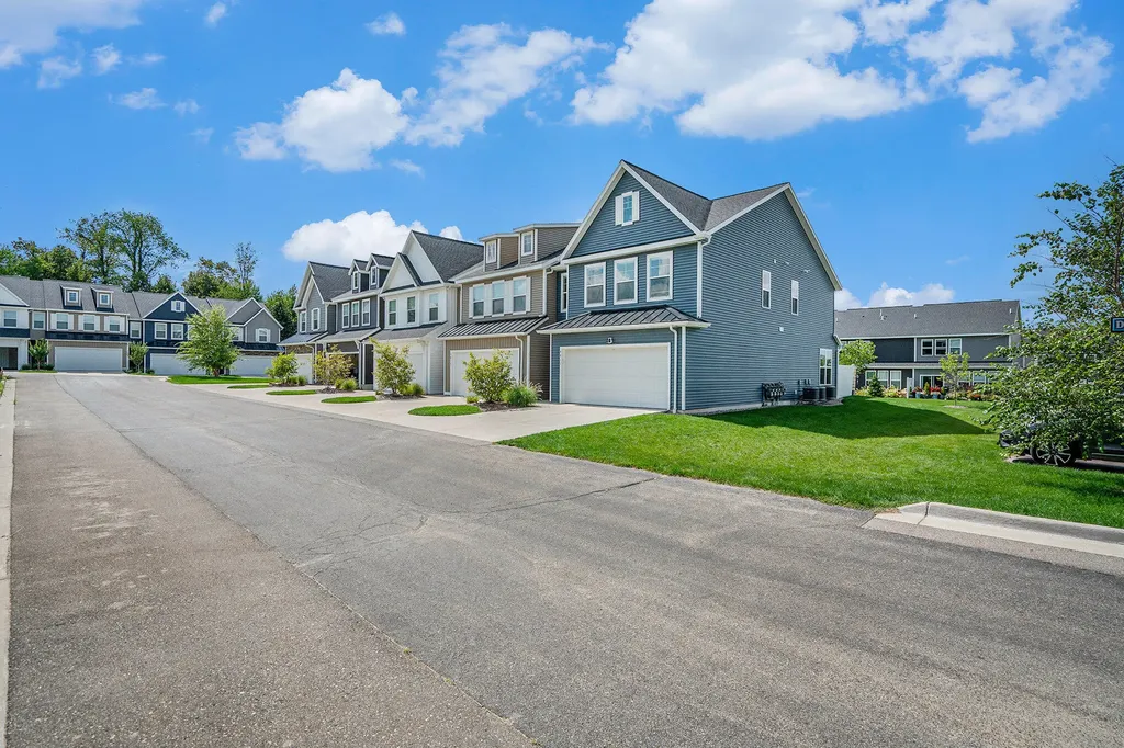 4811 Denali River Avenue SW Wyoming City MI 49418