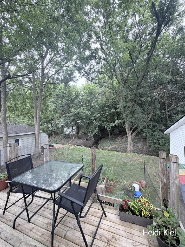 1382 Stanwood Drive NW Grand Rapids City MI 49534