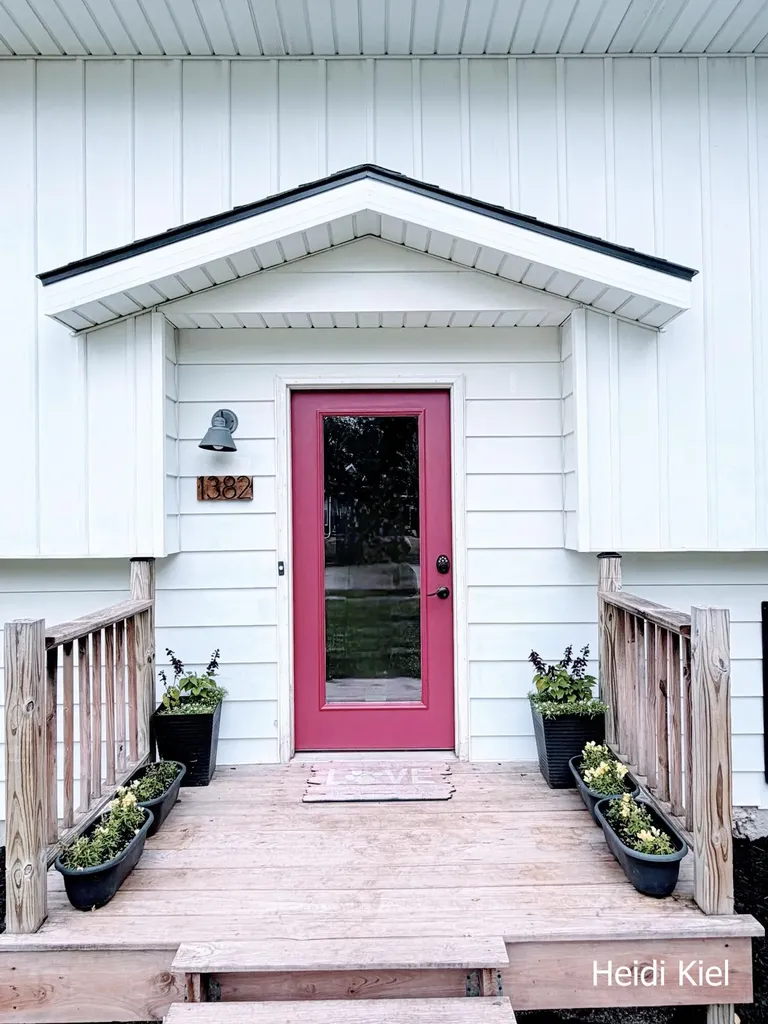 1382 Stanwood Drive NW Grand Rapids City MI 49534