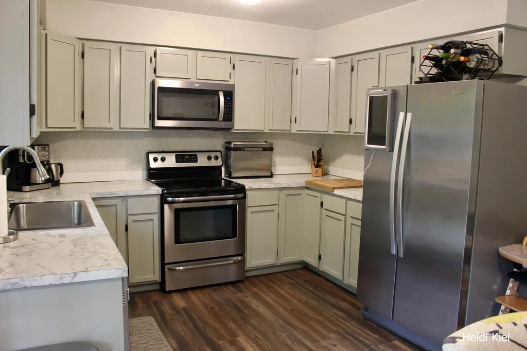 1382 Stanwood Drive NW Grand Rapids City MI 49534
