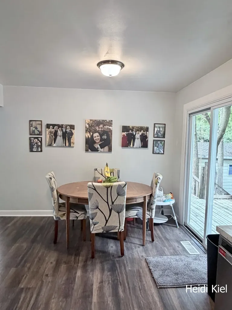 1382 Stanwood Drive NW Grand Rapids City MI 49534