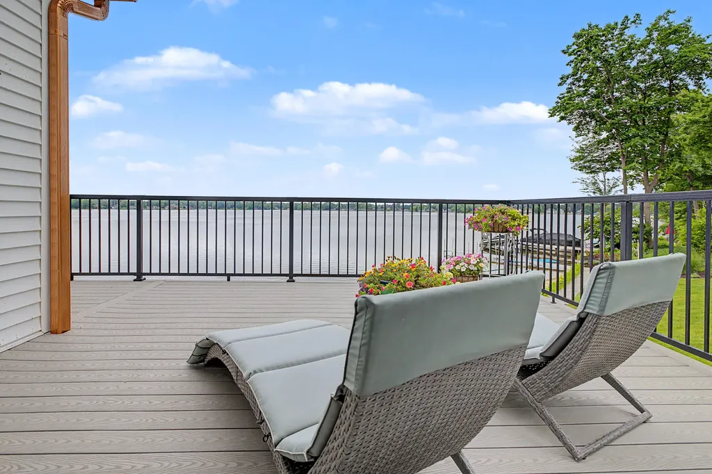 17463 E Suwanee Trail Winfield Township MI 49329
