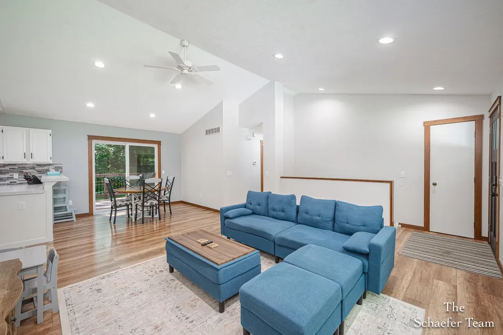 12934 Hillcrest Drive NE Vergennes Township MI 49331