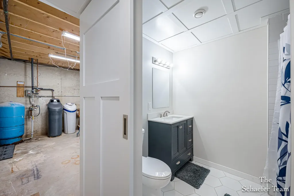 12934 Hillcrest Drive NE Vergennes Township MI 49331