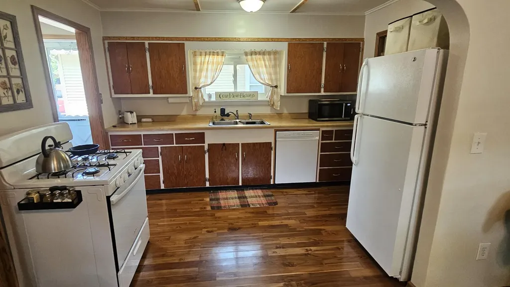 219 Abbie Street SE Wyoming City MI 49548