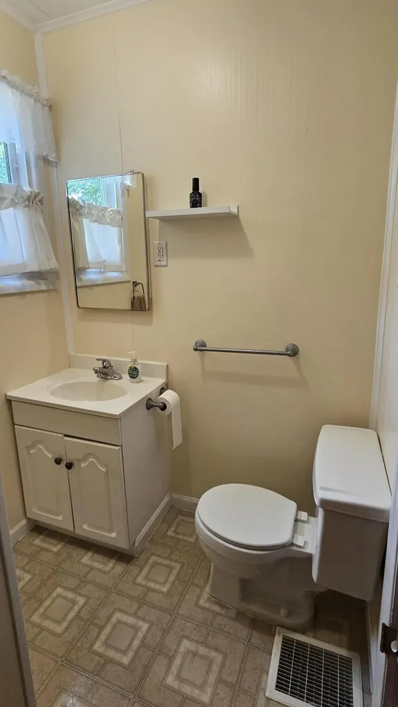 219 Abbie Street SE Wyoming City MI 49548