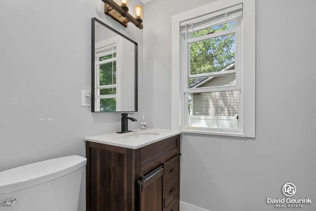 19 N Division Avenue Holland Charter Township MI 49424