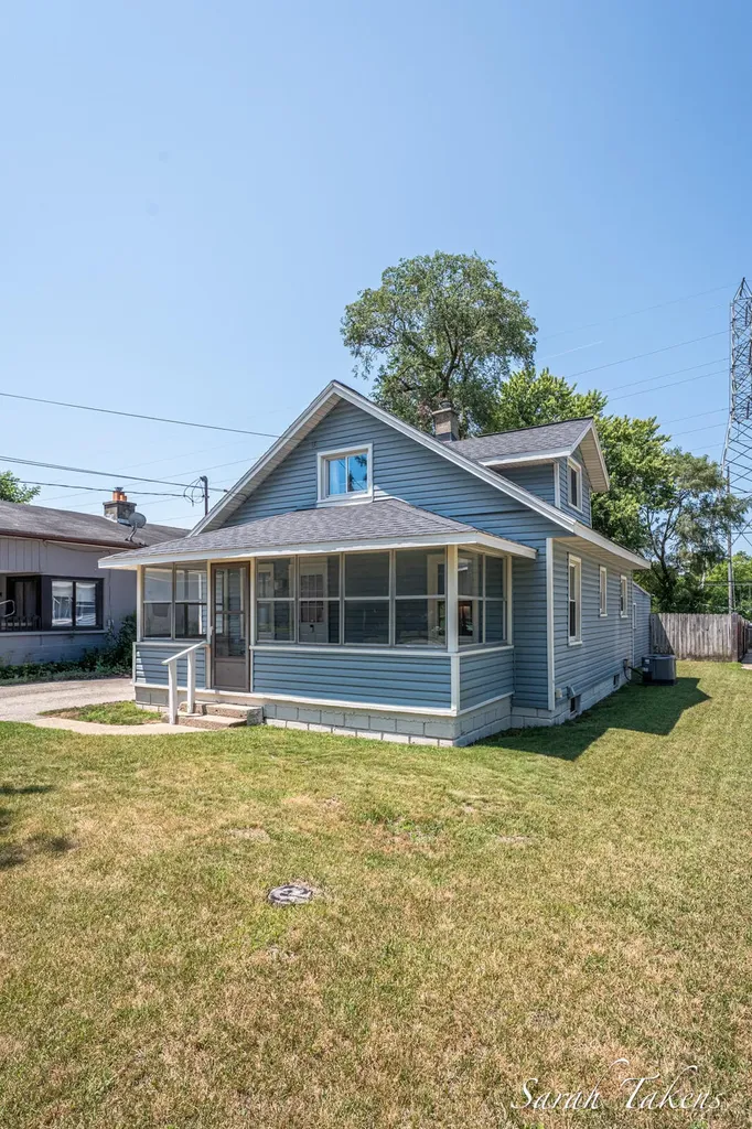 3445 Reiser Avenue SW Wyoming City MI 49548