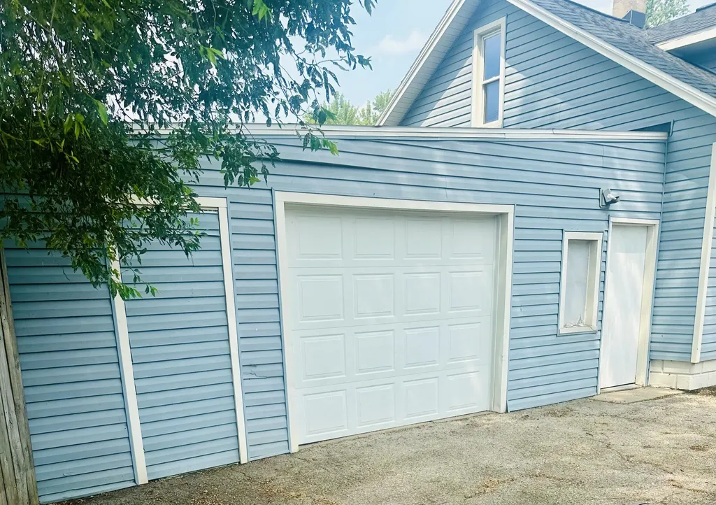 3445 Reiser Avenue SW Wyoming City MI 49548