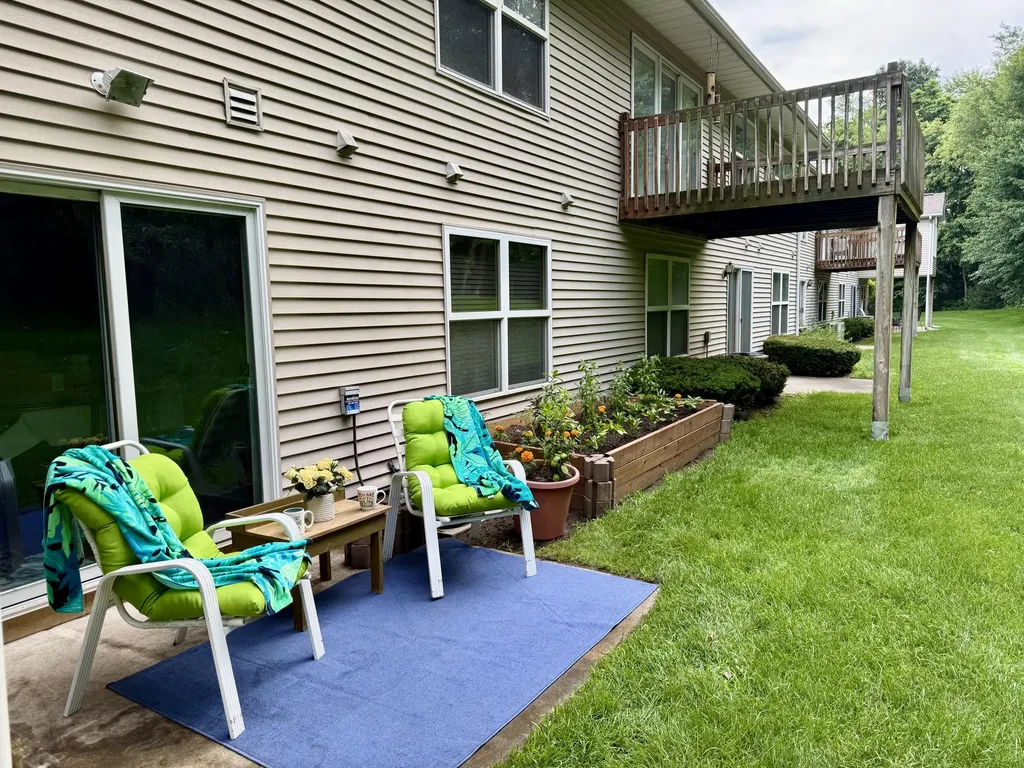 2034 Quail Cove Drive Oshtemo Charter Township MI 49009