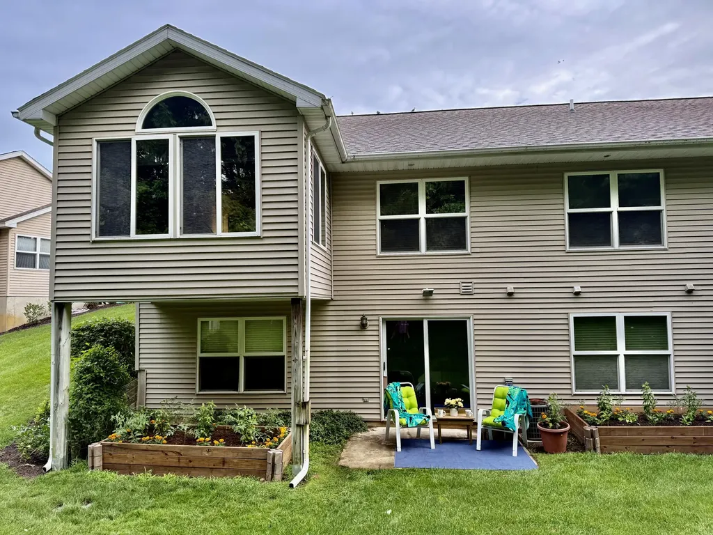 2034 Quail Cove Drive Oshtemo Charter Township MI 49009
