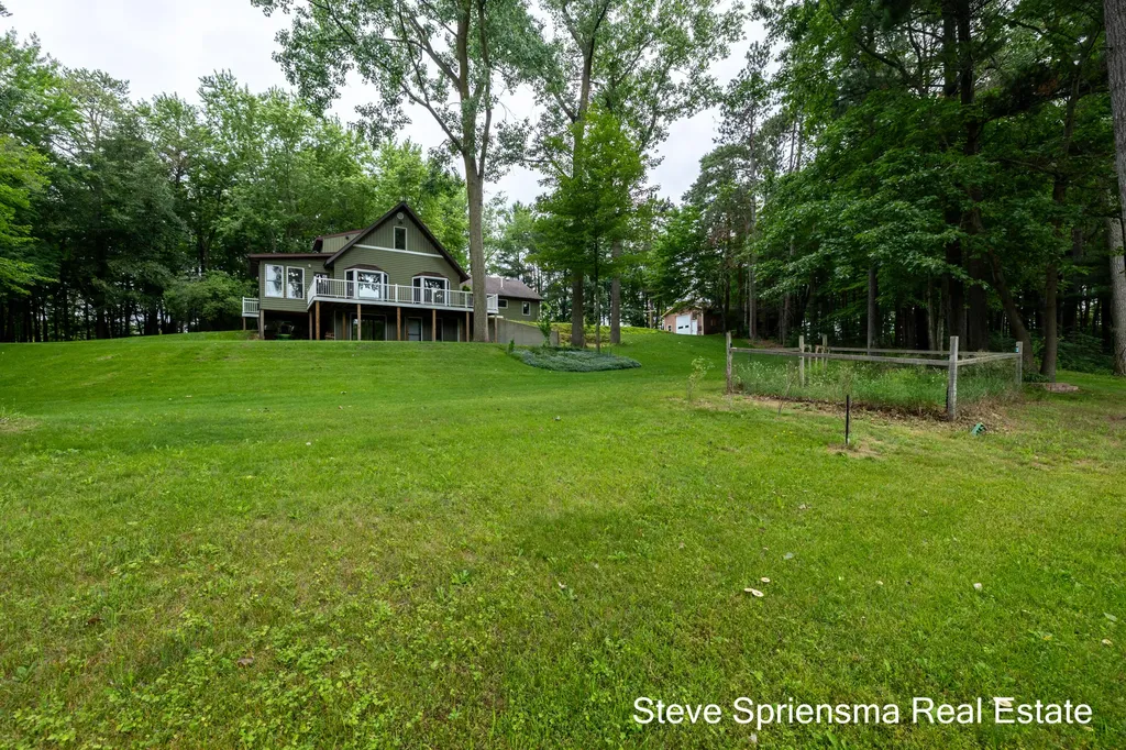 11774 84th Avenue Allendale Charter Township MI 49401