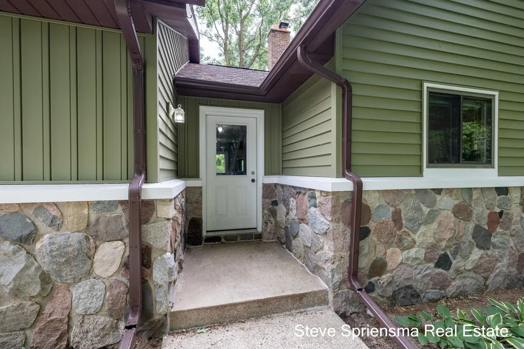 11774 84th Avenue Allendale Charter Township MI 49401