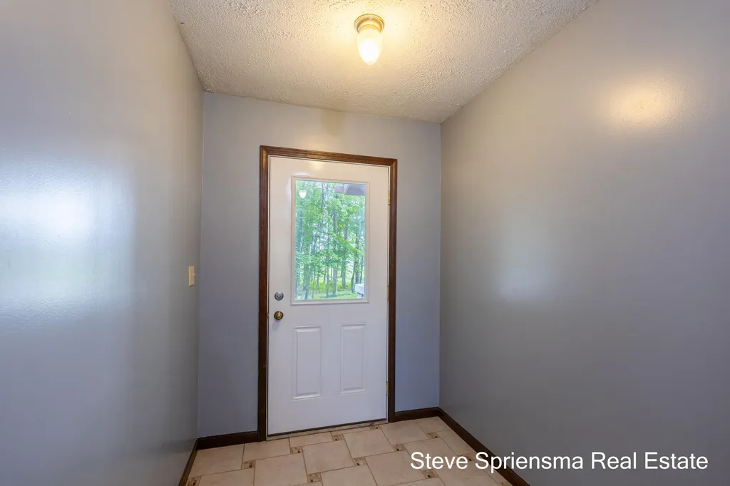 11774 84th Avenue Allendale Charter Township MI 49401