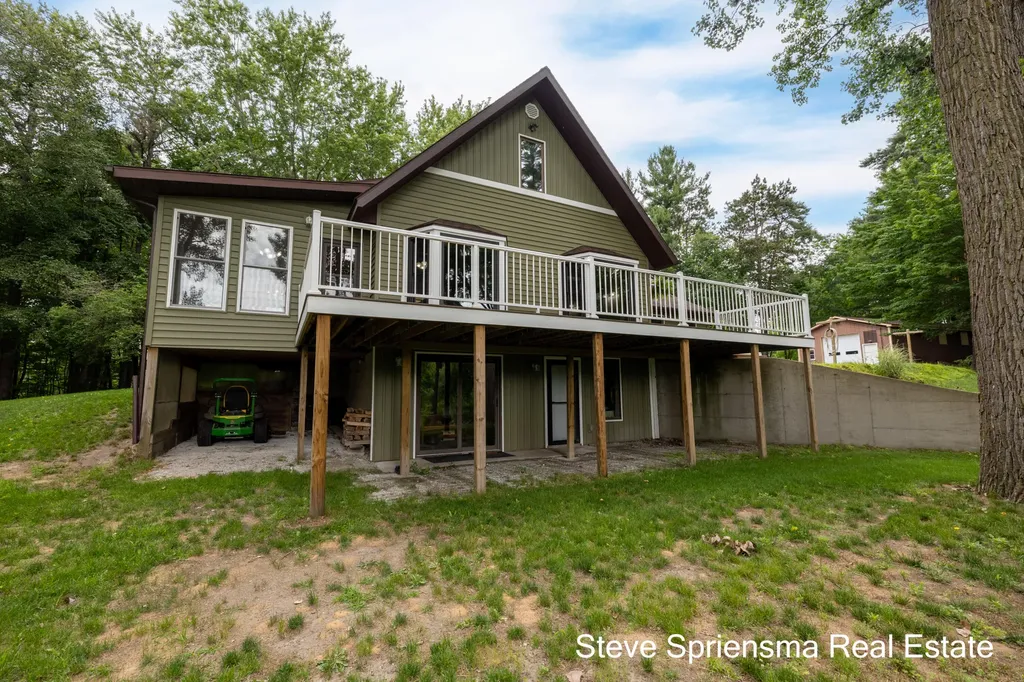 11774 84th Avenue Allendale Charter Township MI 49401