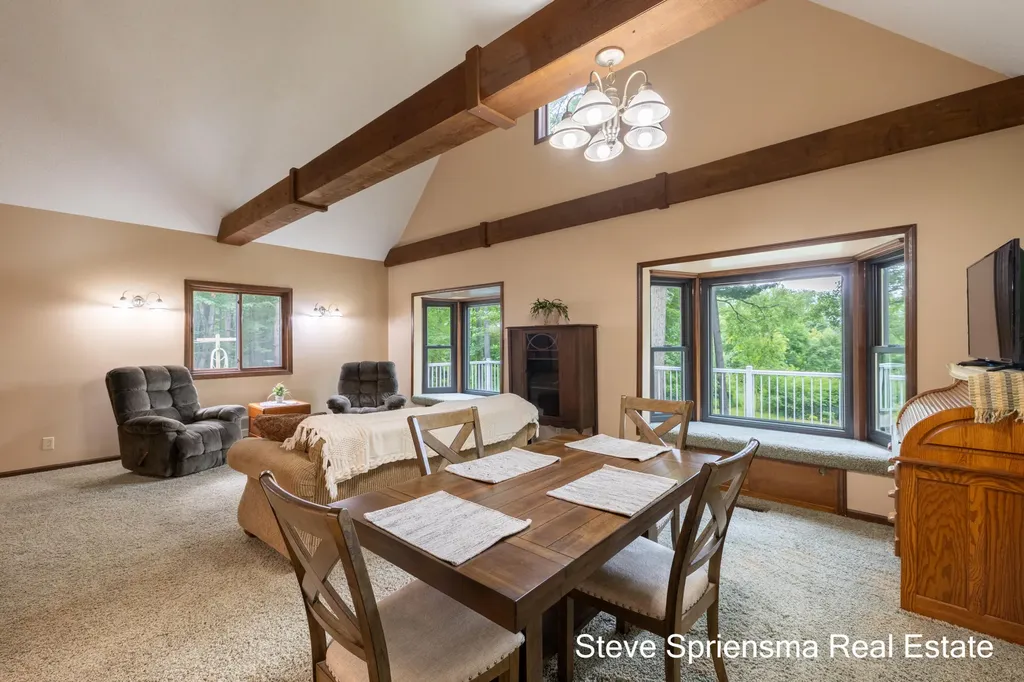 11774 84th Avenue Allendale Charter Township MI 49401