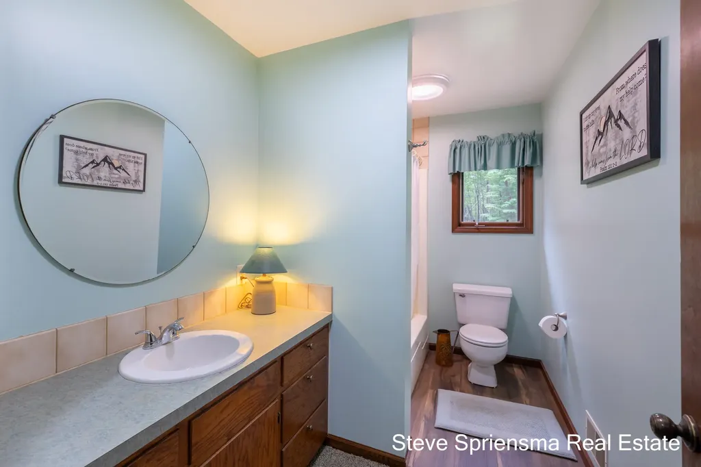 11774 84th Avenue Allendale Charter Township MI 49401