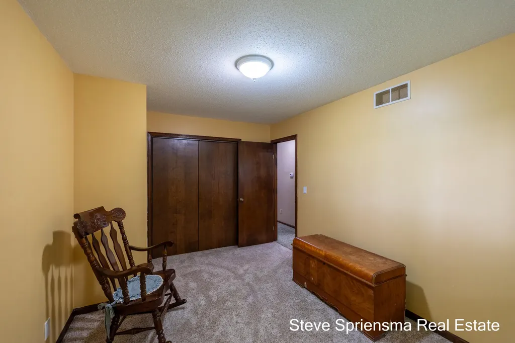 11774 84th Avenue Allendale Charter Township MI 49401