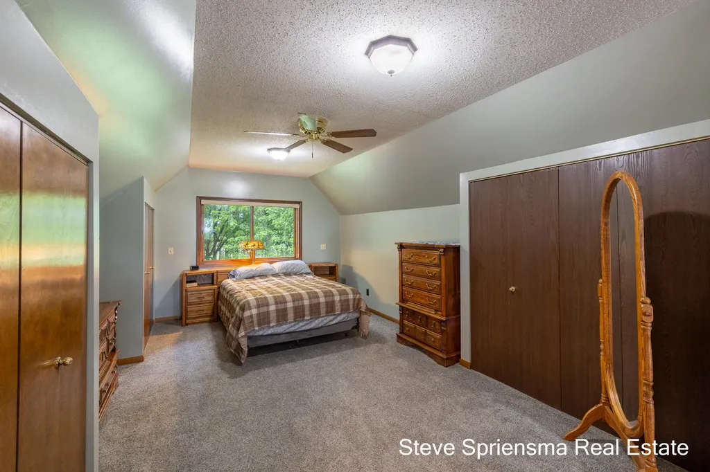 11774 84th Avenue Allendale Charter Township MI 49401