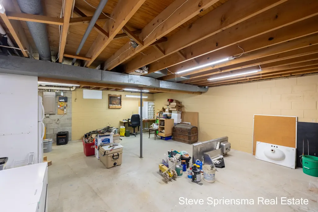 11774 84th Avenue Allendale Charter Township MI 49401