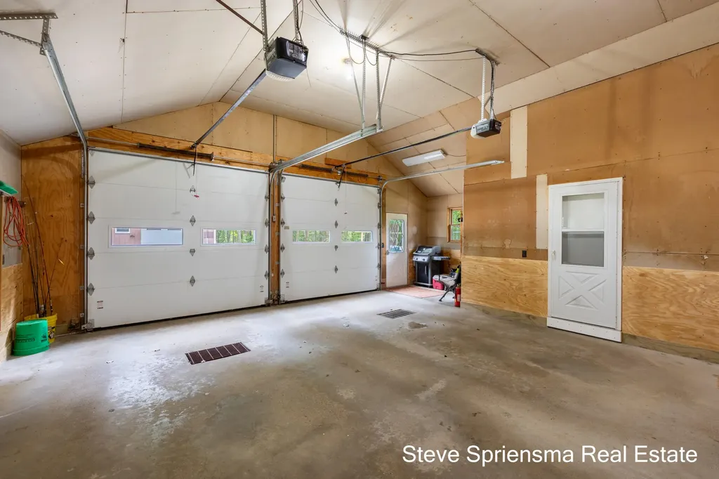 11774 84th Avenue Allendale Charter Township MI 49401