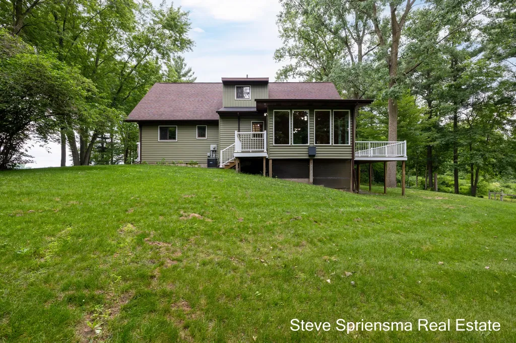 11774 84th Avenue Allendale Charter Township MI 49401