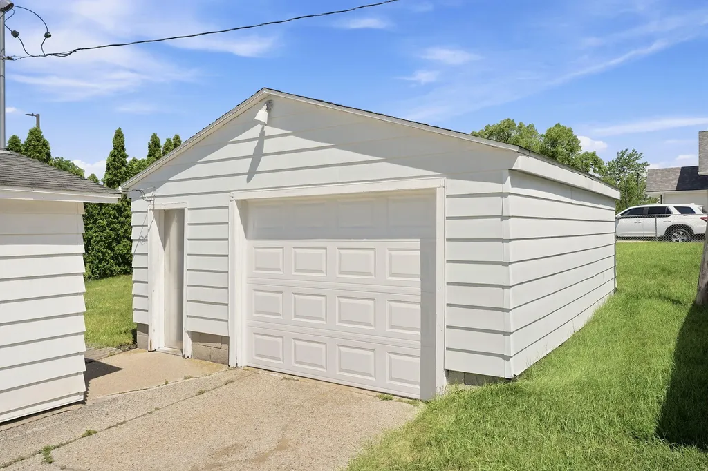 110 E Summit Street Greenville City MI 48838