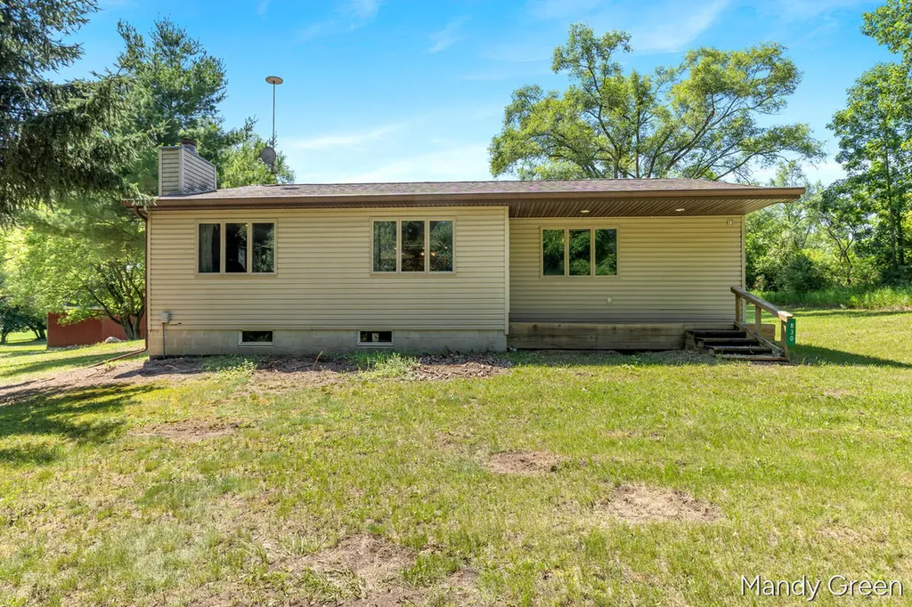 830 S Senator Road Evergreen Township MI 48818